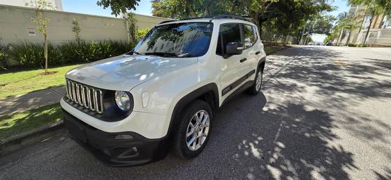 JEEP RENEGADE 1.8 16V FLEX SPORT 4P AUTOMÁTICO JEEP RENEGADE 1.8 16V FLEX SPORT 4P AUTOMÁTICO